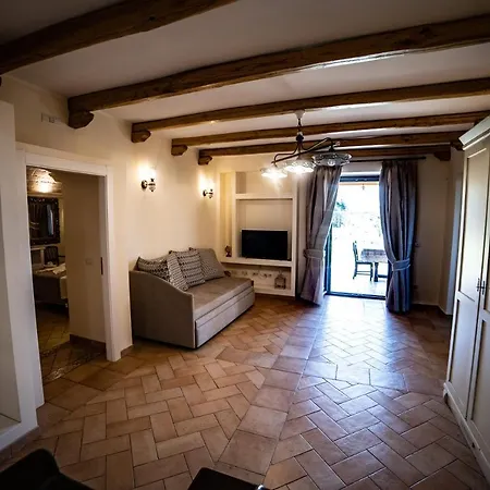 Con Piscina Privata A 2 Kilometri Da Tropea Gasponi