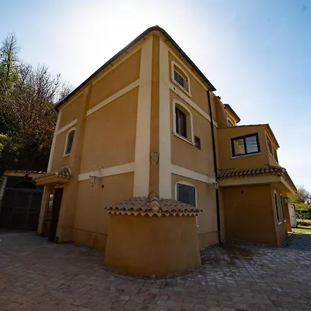 Con Piscina Privata A 2 Kilometri Da Tropea *