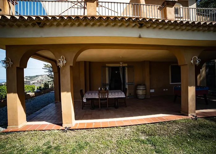Con Piscina Privata A 2 Kilometri Da Tropea Villa Gasponi