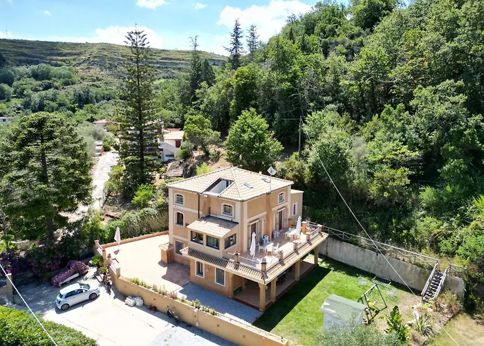 Villa Con Piscina Privata A 2 Kilometri Da Tropea *